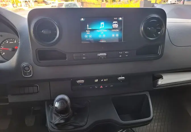 Mercedes Benz Sprinter 516 CDI - Detalhes